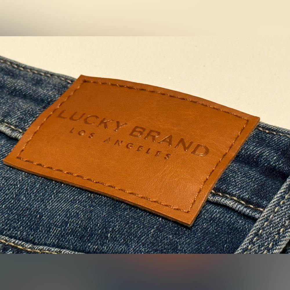 Lucky Brand Bermuda Jean Shorts | Dark Wash Denim w/ Tan Logo Patch - Picture 11 of 16